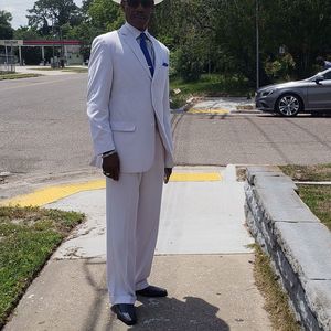 Meet your Posher, Don